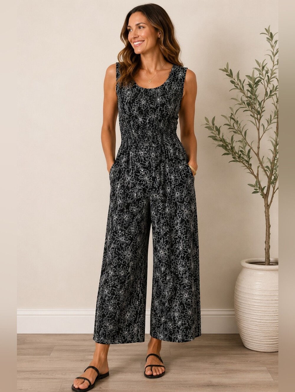 Andrew Marc Black & White Floral Smocked Jumpsuit XL Pockets Wide Leg